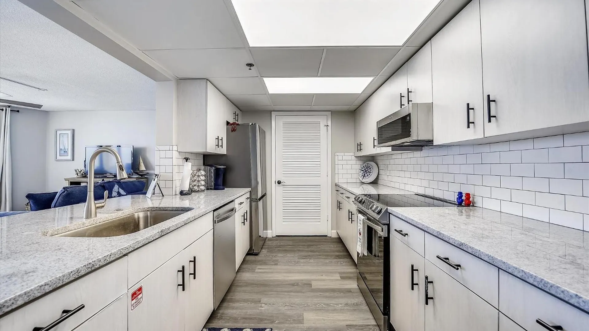 Long Beach Tower 3, #1303 - Completely Renovated 2 Bedroom Sleeps 8, Condo Panama City Beach