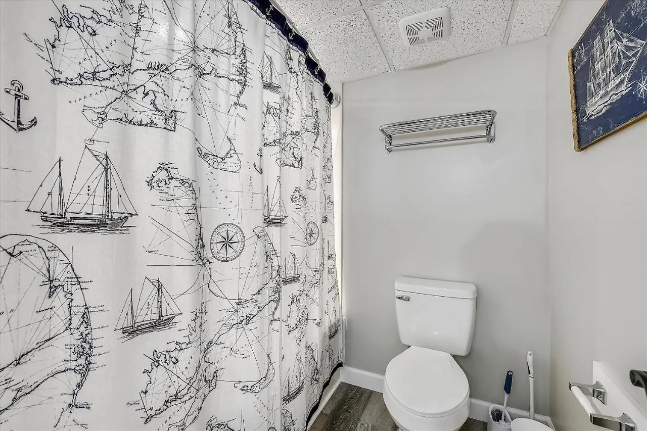 Long Beach Tower 3, #1303 - Completely Renovated 2 Bedroom Sleeps 8, Condo Panama City Beach 0*,  USA